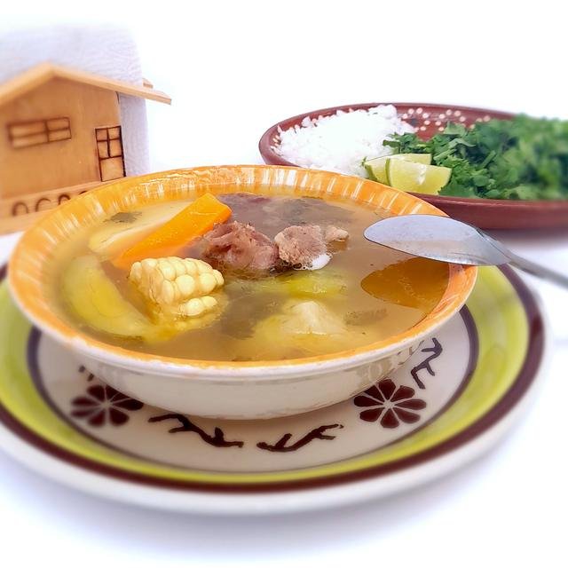 Caldo de Res